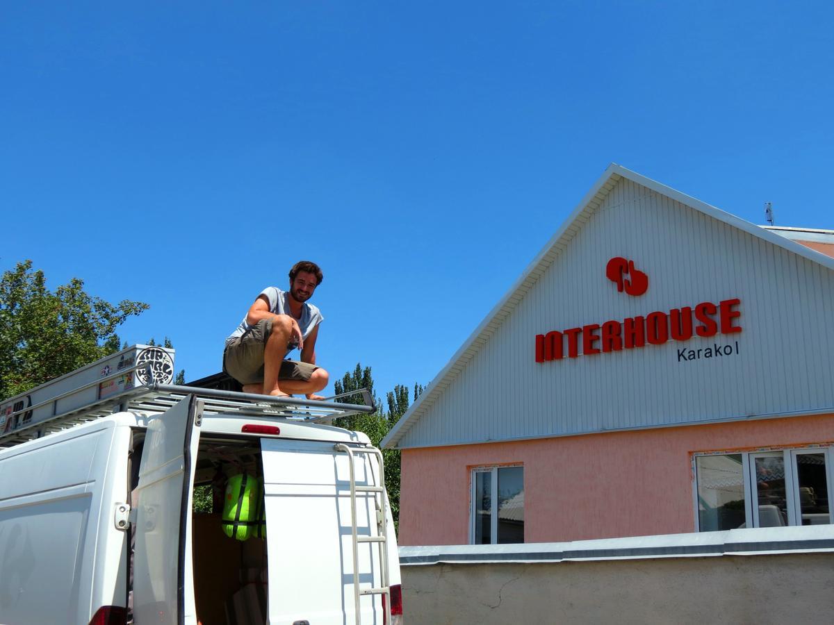 Interhouse Karakolホステル エクステリア 写真